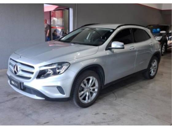 MERCEDES-BENZ GLA 200 1.6 CGI STYLE 16V TURBO FLEX 4P AUTOMÁTICO